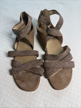 Stuart Weitzman Bounceraf braided sandal  boho, brown taupe leather size 9.5